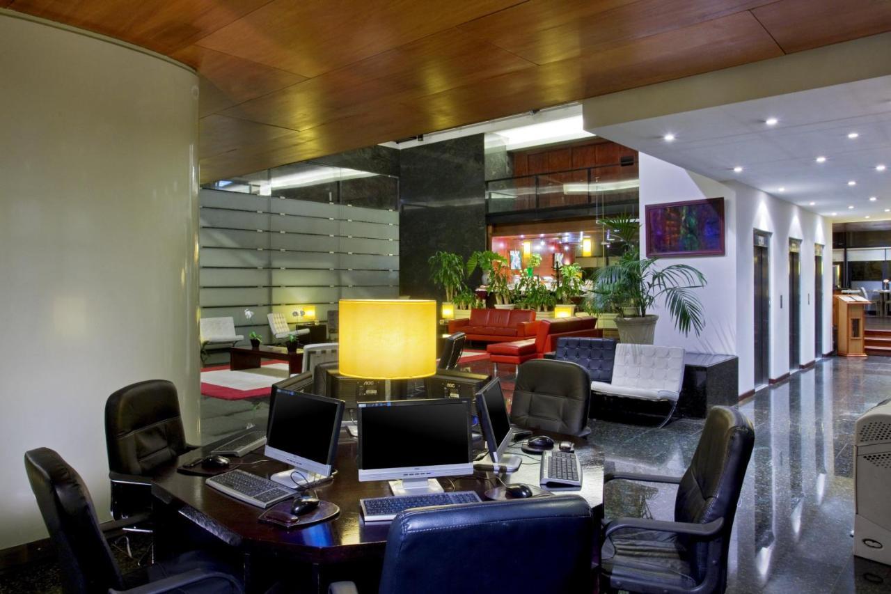 Four Points By Sheraton Montevideo Exterior foto